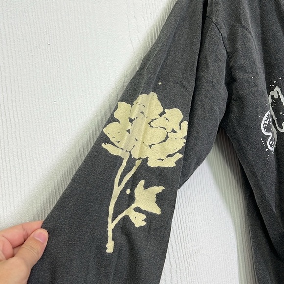 Urban Outfitters - Shawn Mendes Tour Doodle Long Sleeve T Shirt Size Medium - Picture 5 of 11